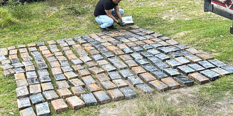 La Policía incautó 227 paquetes de cocaína en Carapungo