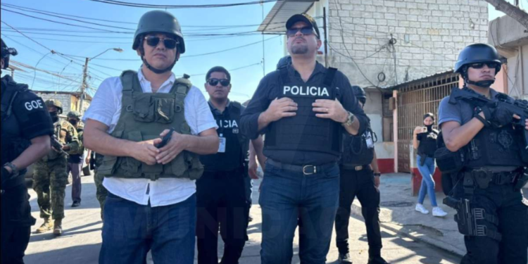 Puerto Bolívar listo para recibir turistas en Semana Santa