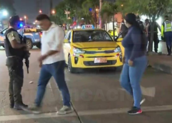 Taxista fue asesinado por balacera provocada por ladrones, en el sur de Guayaquil