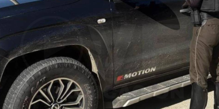 Policía fue detenido en Quito porque conducía un auto reportado como robado