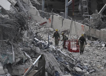Una mujer sobrevivió 91 horas bajo los escombros tras el terremoto en Birmania
