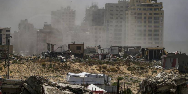 Ataques israelíes en Gaza dejan al menos 107 muertos en solo 12 horas