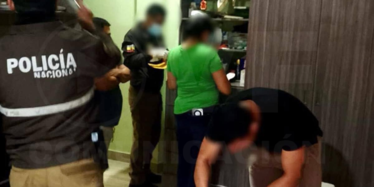 La Fiscalía y la Policía allanan oficinas y viviendas de funcionarios de la Función Judicial