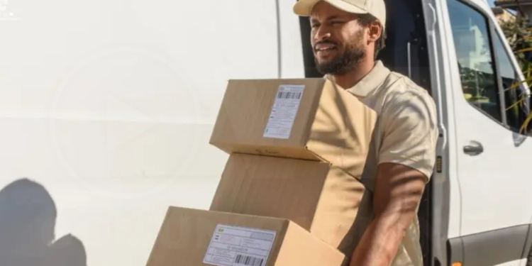 Ecuador impone arancel de USD 20 a paquetes 4×4 por courier desde el 16 de junio