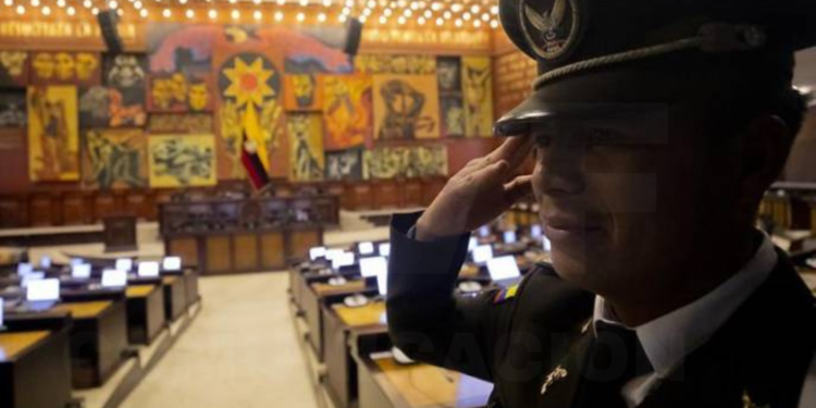 Asamblea debate Ley de Inteligencia y reforma para permitir bases militares extranjeras