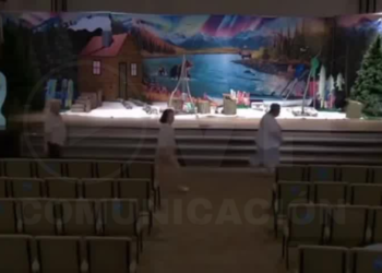 Hombre armado irrumpe en iglesia de Michigan y es abatido