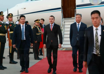 Daniel Noboa inició una gira internacional que incluye encuentros de alto nivel en China