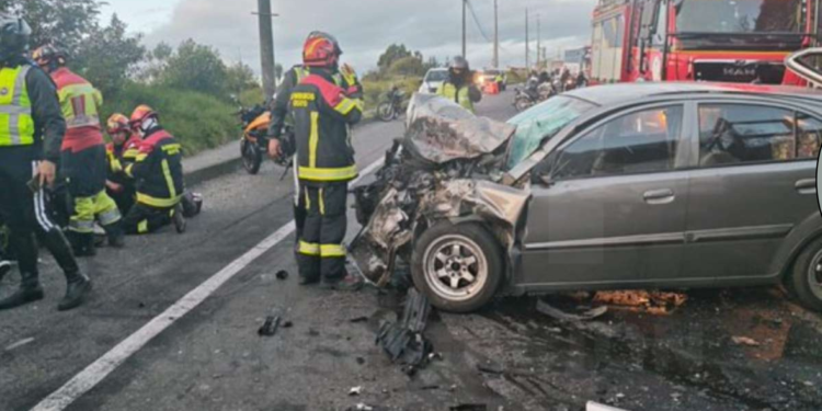 Grave accidente en la Simón Bolívar deja un fallecido y heridos