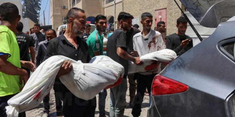 Al menos 21 muertos, entre ellos un periodista, en un ataque israelí