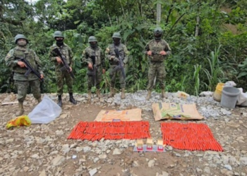 Incautan tonelada de explosivos y detienen a 13 en Chillanes