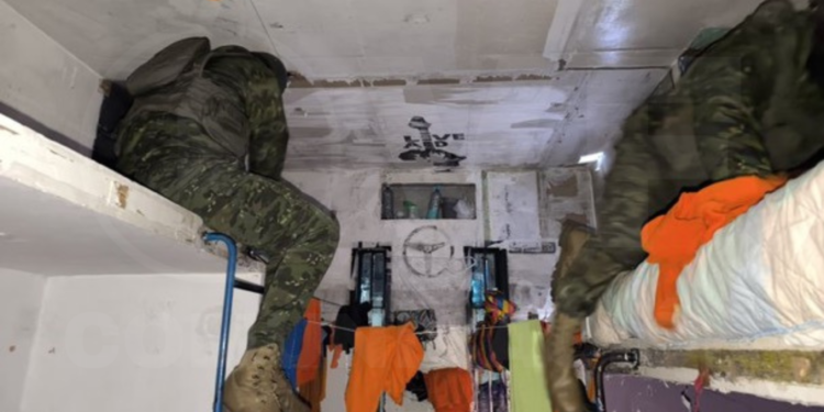 Durante operación militar se encuentran artículos prohibidos en el CPL Cotopaxi