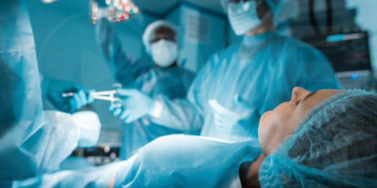 Roma: Ecuatoriana fallece en ‘Lipo’ ilegal con cirujano irregular