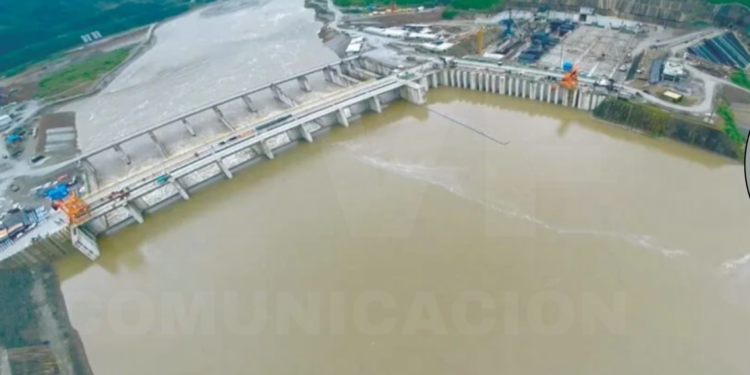 Coca Codo Sinclair retoma operaciones tras apagón preventivo