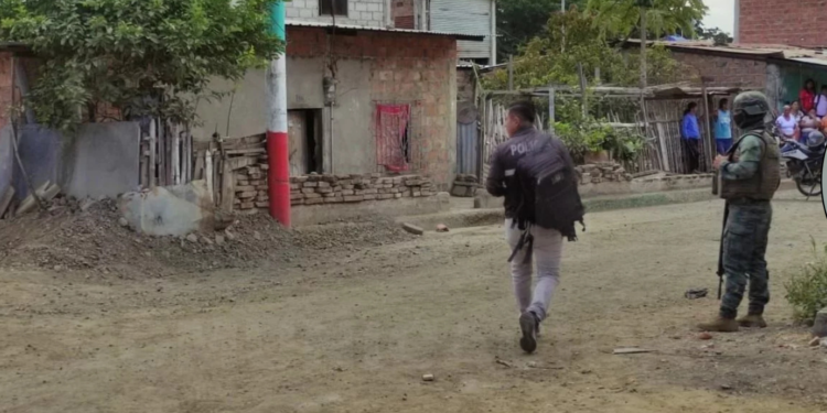 Hallan muerta a una mujer de 60 años dentro de su casa en Montecristi