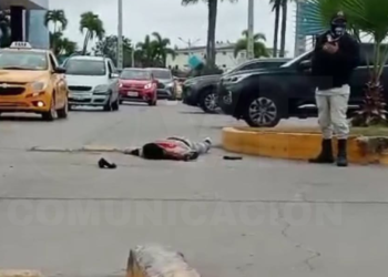 Guardia abate a delincuente en asalto frustrado a pareja