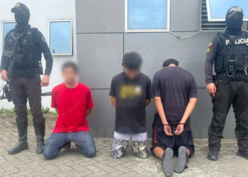 Dos adultos y un menor aprehendidos con droga en Pedernales