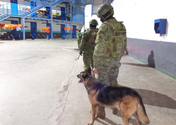 Decomiso de artículos ilícitos en el CPL Cotopaxi N.° 1