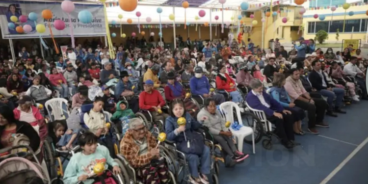 Gobierno ecuatoriano destina $97 millones a áreas sociales en 2025