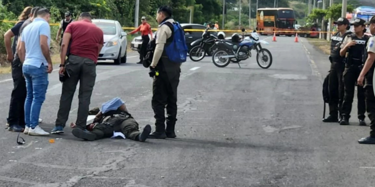 Cabo primero de la Policía Nacional fue asesinado en la vía Portoviejo-Montecristi