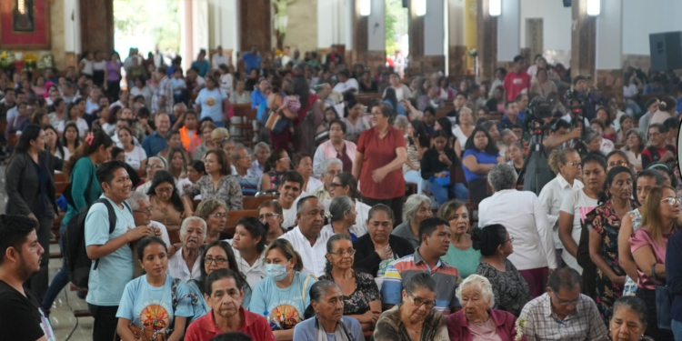 MONSEÑOR VICENTE SAETEROS SIERRA, OFICIARÁ MISA CAMPAL