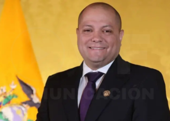 Juan Bernardo Sánchez renuncia al Ministerio de Salud tras 37 días en el cargo