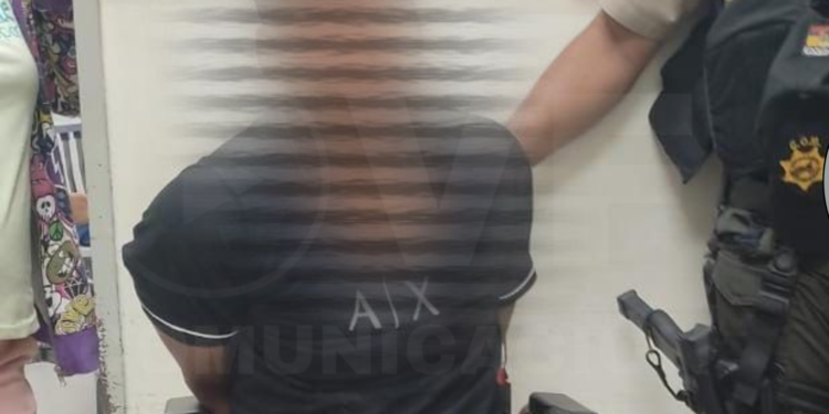 Aprehensión a sujeto armado tras enfrentamiento en Nueva Prosperina