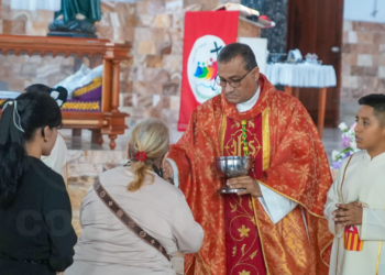 MACHALA VIVIÓ UNA NOCHE DE FE CON LA DEVELACIÓN DE LA VIRGEN DE LA MERCED